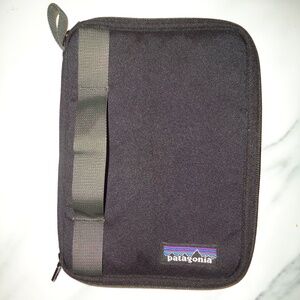 Patagonia Padded Tablet Case 9” X 6.5” Kindle Ipad Display Full Zip Black Nylon